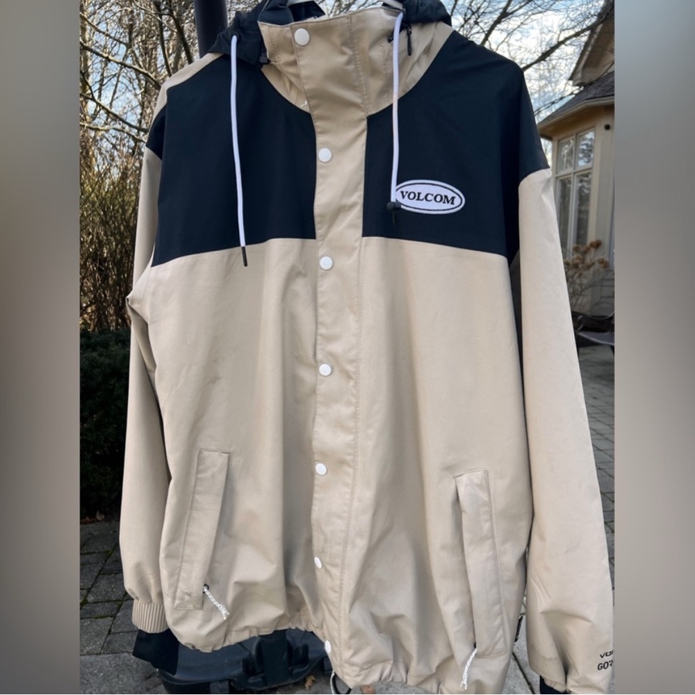 Volcom Gore-Tex Jacket - Picture 2 of 12